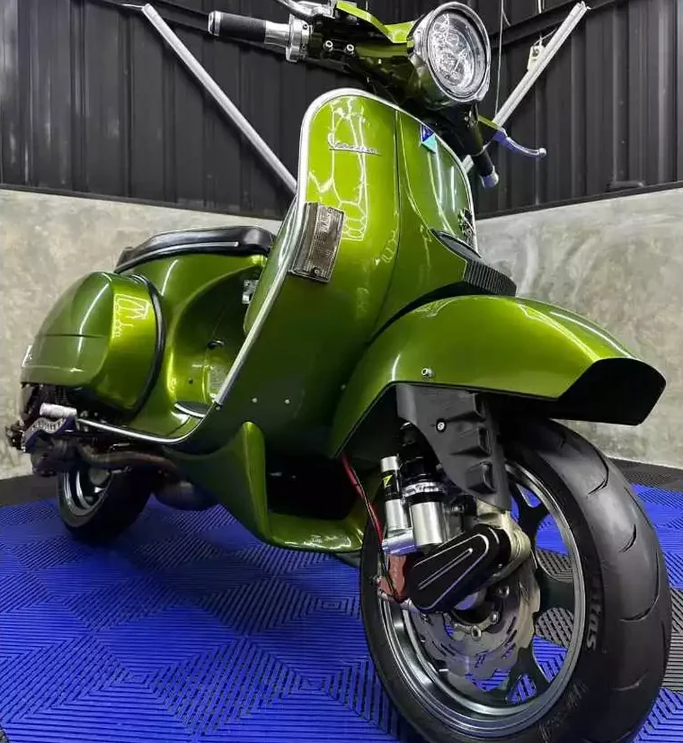 thumbnail Cover Fork Custom Vespa SKHOD.MFG x DirtmachineScooter